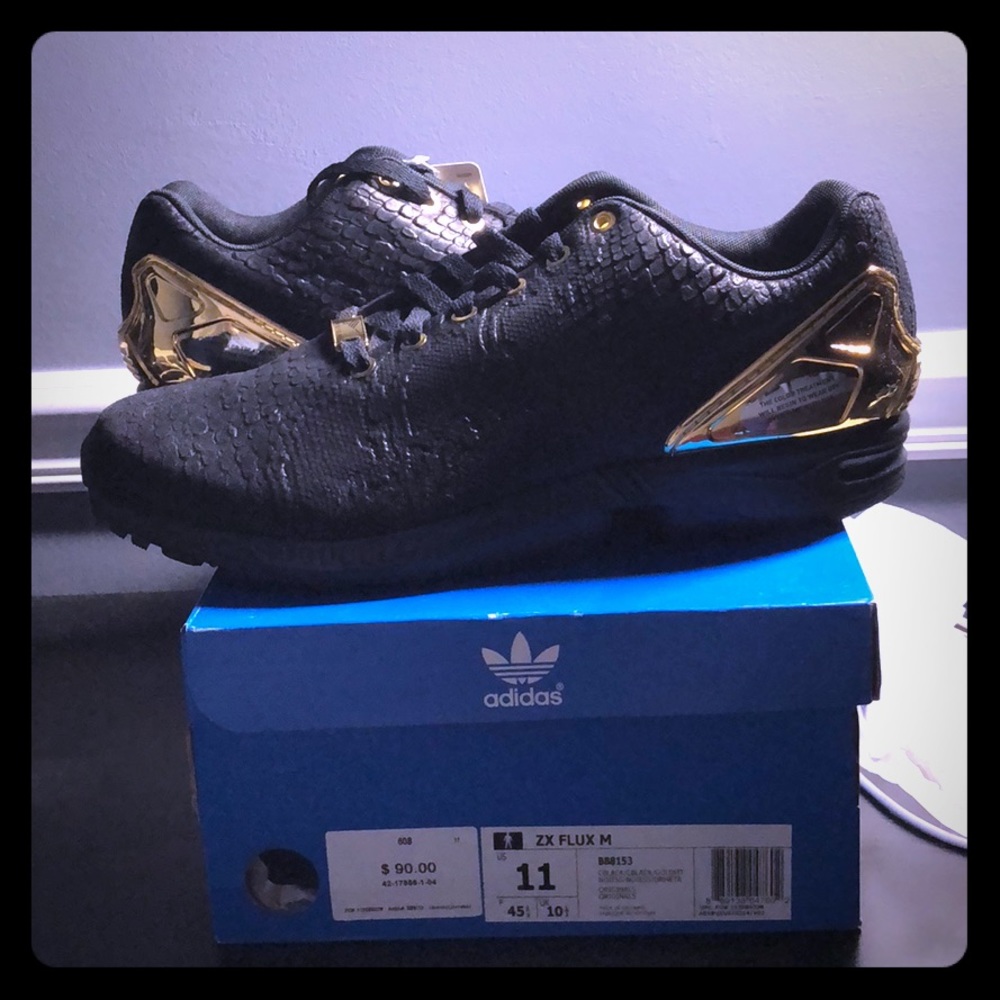 Adidas ZX Flux shoes